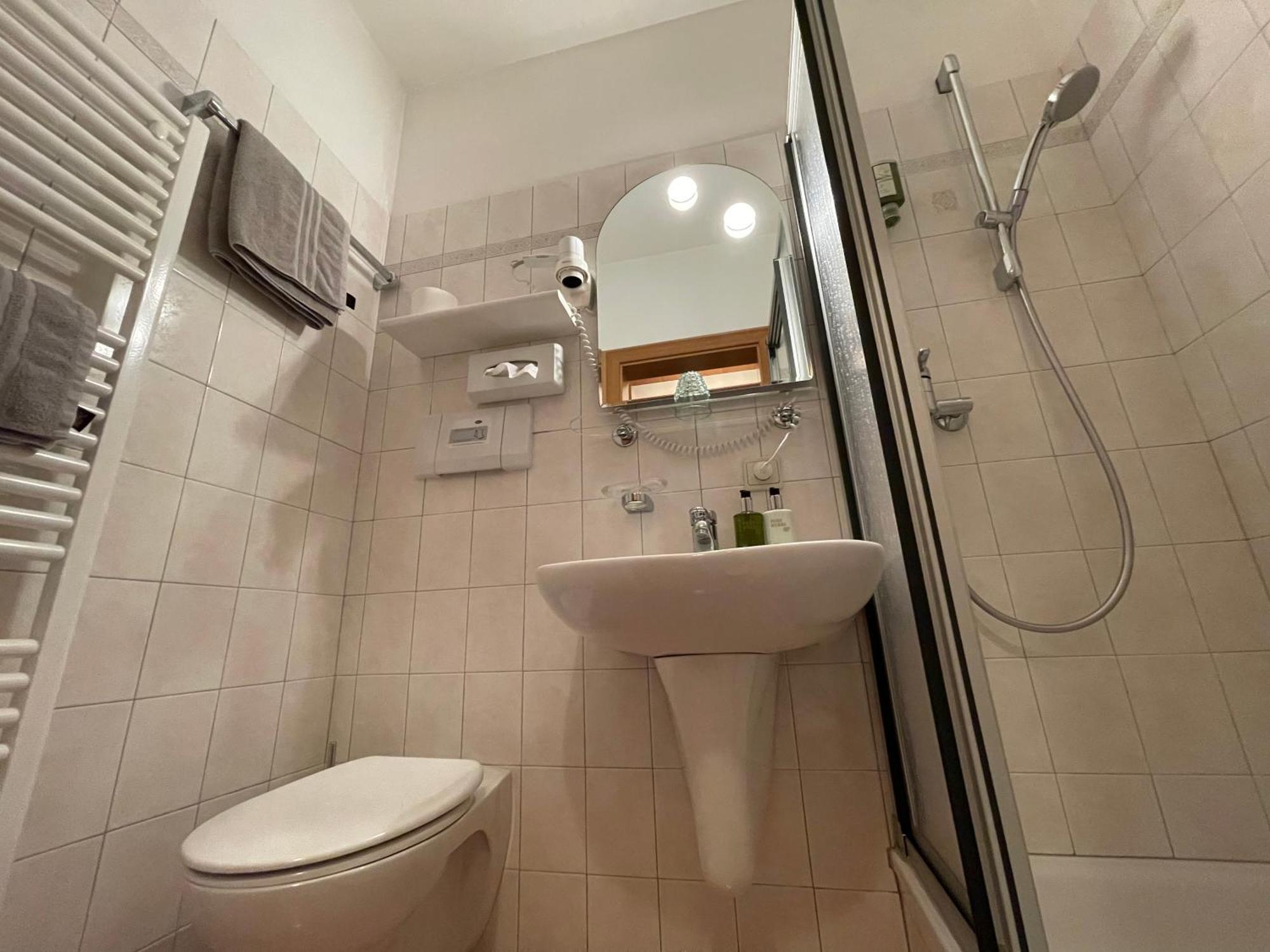 Alpinhotel Vajolet - Adults Only Tires Camera foto